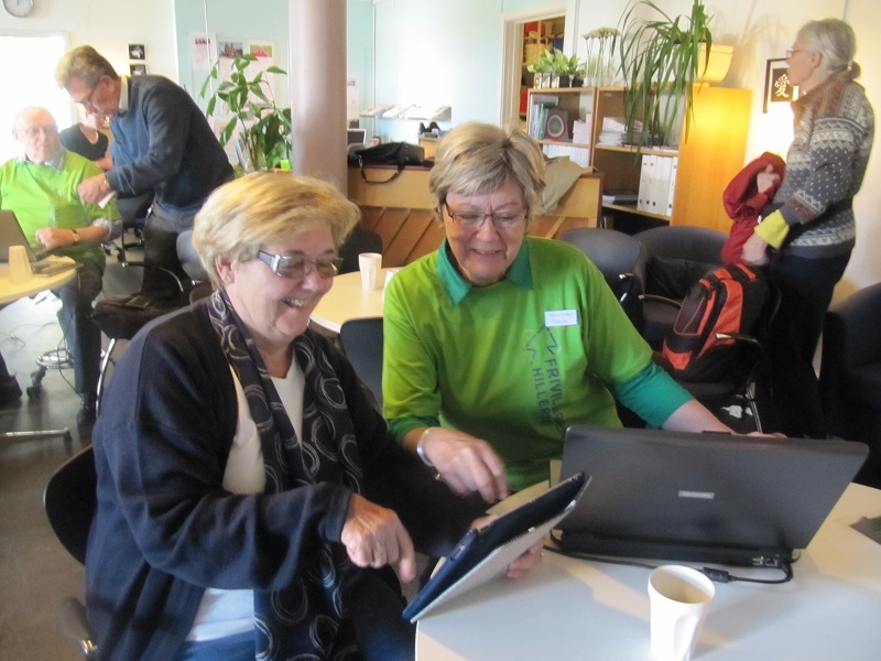 FF13 bente claudi it cafe