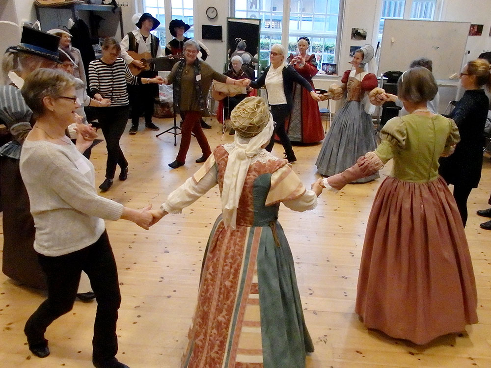 GladeSeniordage 03 2